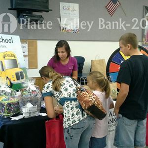 Photo named pbg_b2schoolfair_2a.jpg