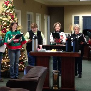 Photo named pvb_carolers_2015_1.jpg