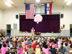 Photo named npelem_magician091213_3_fb.jpg