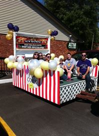 Photo named dbn_np_homecomingparade_092713_3.jpg