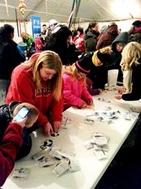 Photo named 2013xmasonriverb_a.jpg