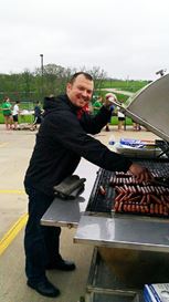 Photo named jhart_grilling_smvelem_051013_fb.jpg