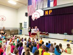 Photo named npelem_magician091213_4_fb.jpg