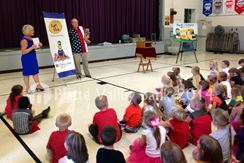 Photo named npelem-presentation7a.jpg