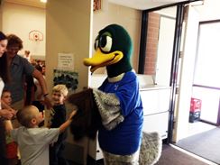 Photo named npelem_magician091213_10_fb.jpg