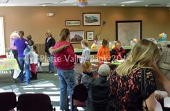 Photo named crowd2a.jpg