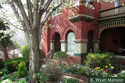 Photo named jc-wyatt-mansion1.jpg