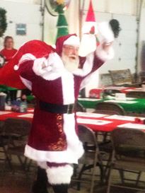 Photo named santaenters.jpg