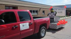 Photo named pbg_homecomingparade_100413_2_fb.jpg