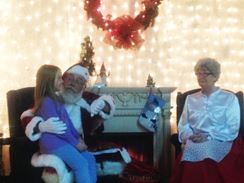 Photo named santa-with-sophie.jpg