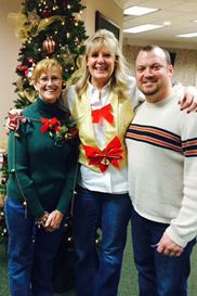 Photo named sms6_uglysweater_122314.jpg